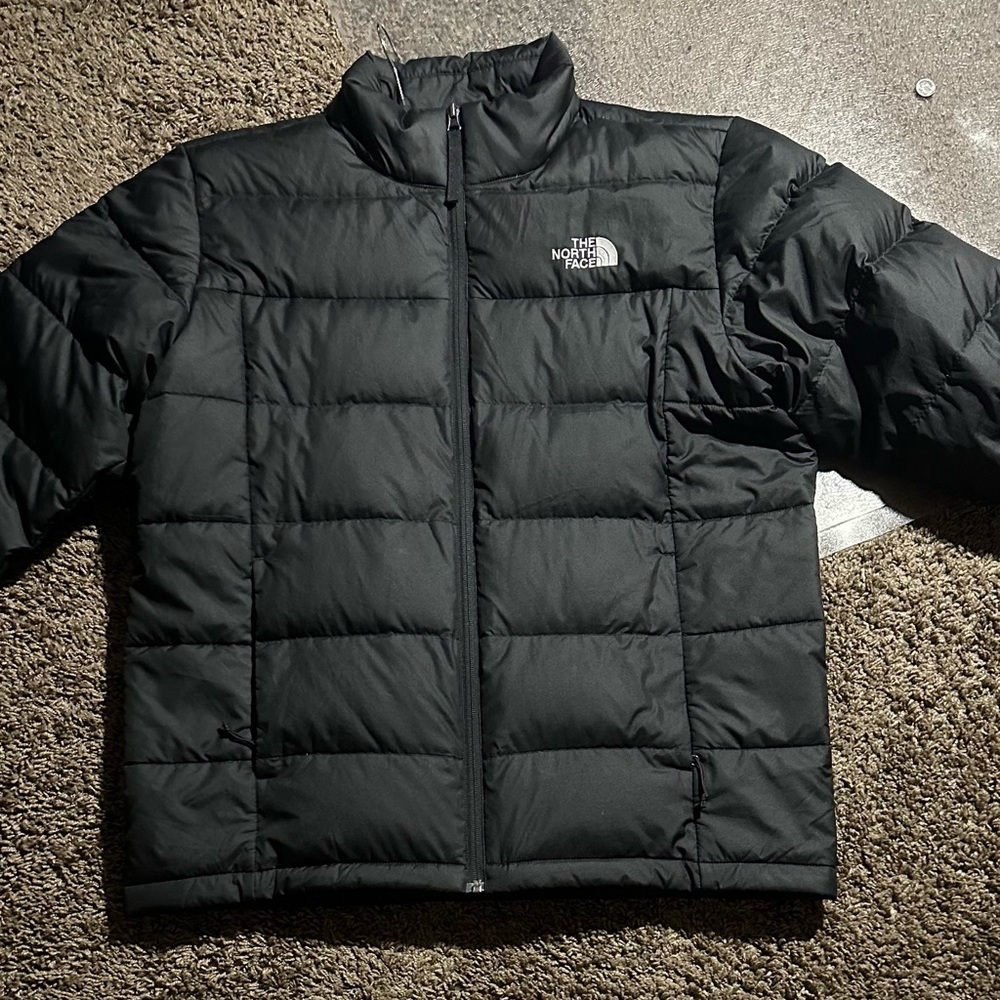 BLACK NORTH FACE PUFFER JACKET